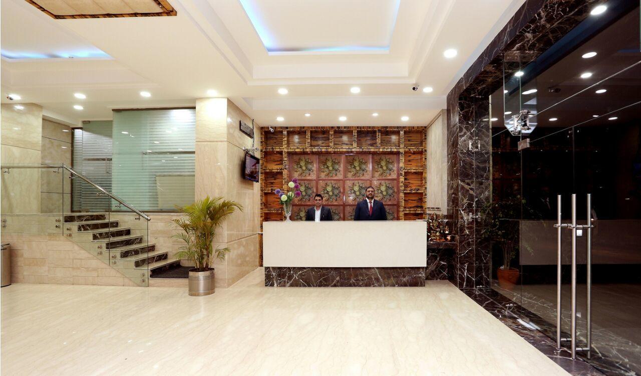 ג'אמו Hotel The Grand Inn מראה חיצוני תמונה