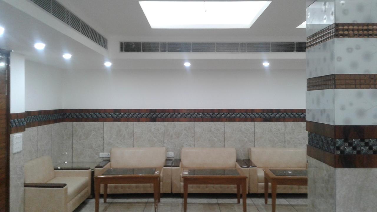 ג'אמו Hotel The Grand Inn מראה חיצוני תמונה